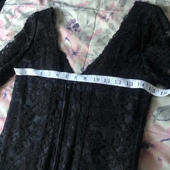 Moda International Elegant Black Lace Dress - Picture 5 of 8